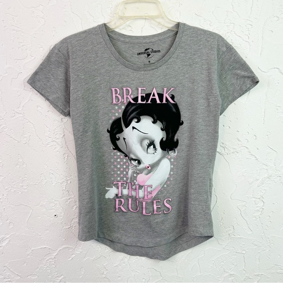 Universal Studios Betty Boop Grey Short Sleeve Graphic T-shirt Size Small - Picture 1 of 6